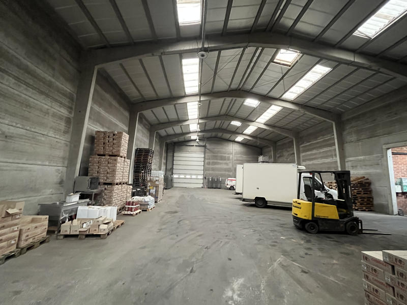 Entrepôt - 24 256 m² - 50 pièces