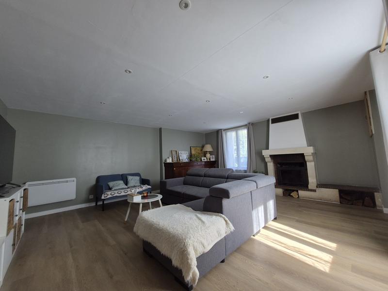 Maison ancienne - 224 m² - 7 pièces