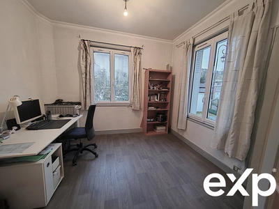 Maison - 186 m² - 7 pièces