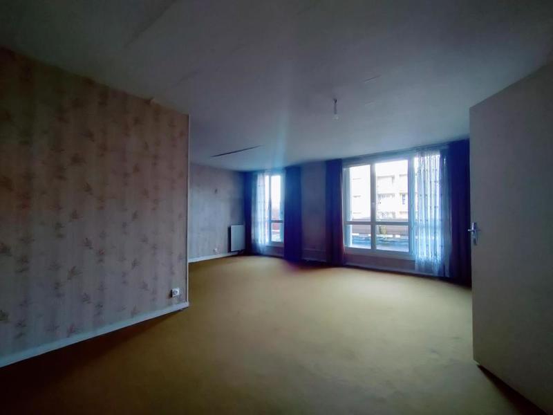 Appartement - 99 m² - 5 pièces