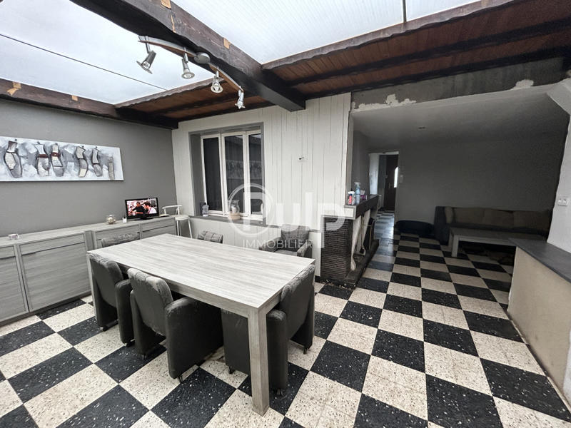 Maison - 105 m² - 4 pièces