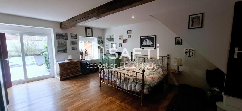 Maison - 230 m² - 7 pièces