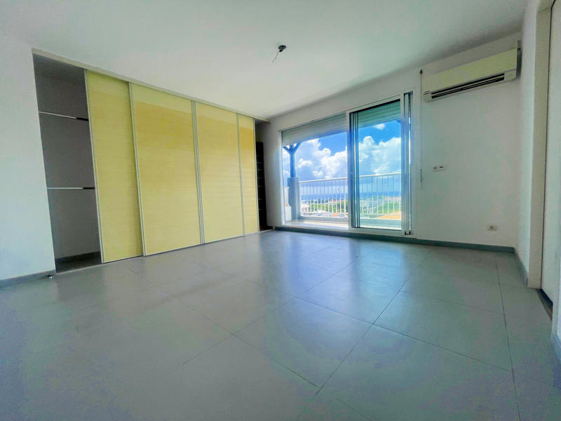 Appartement - 130 m² - 4 pièces