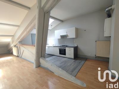Appartement - 93 m² - 4 pièces