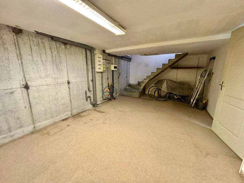 Châlet - 196 m² - 7 pièces