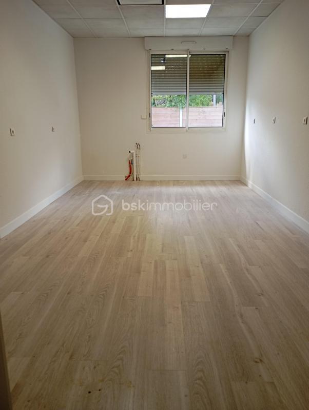 Bureau - 41 m² - 2 pièces