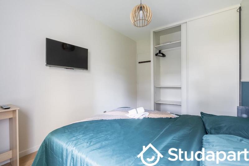 Chambre - 9 m² - 1 pièce