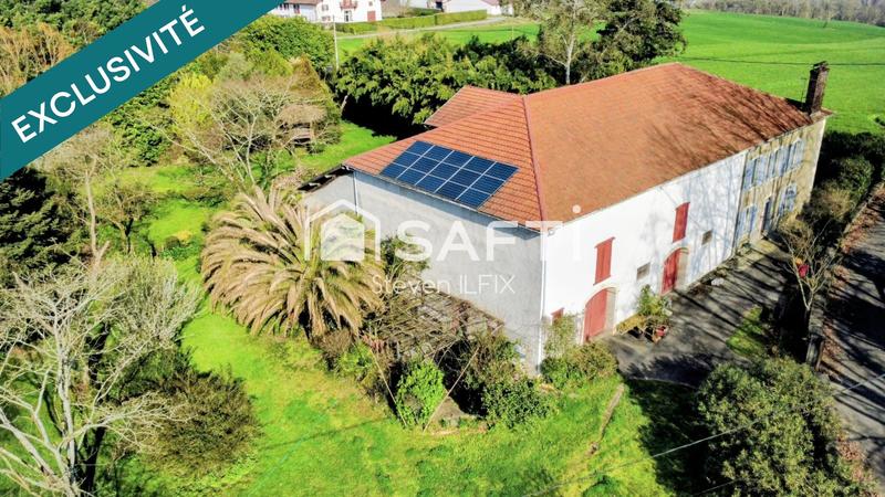 Maison - 295 m² - 9 pièces