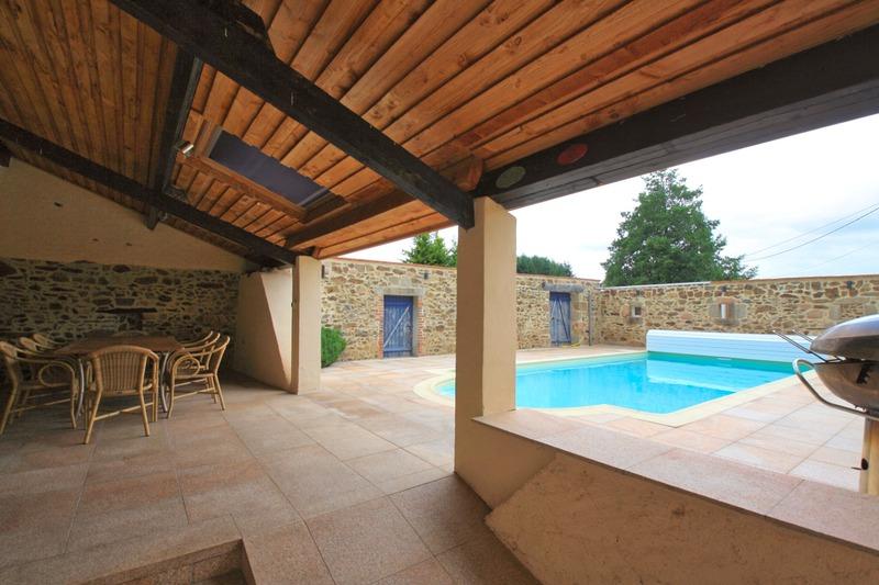 Maison de campagne - 320 m² - 15 pièces