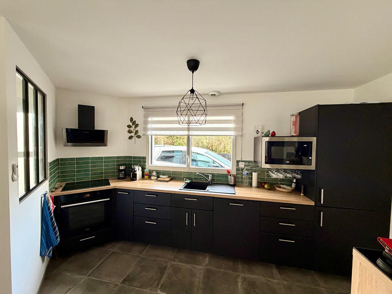 Maison - 98 m² - 5 pièces