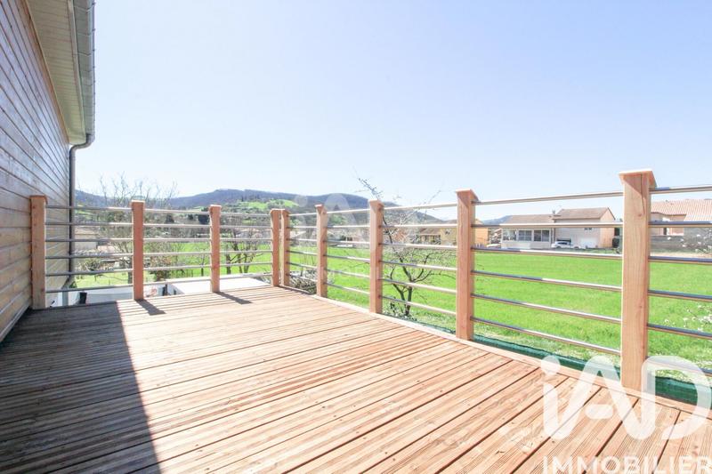 Maison - 160 m² - 8 pièces