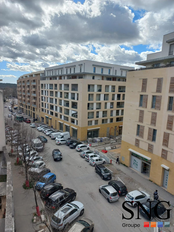 Appartement - 92 m² - 4 pièces