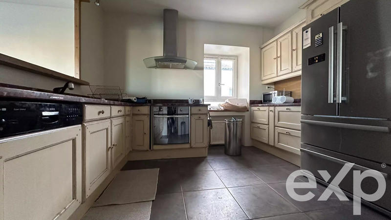 Appartement - 125 m² - 4 pièces