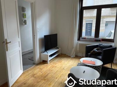 Chambre - 13 m² - 1 pièce