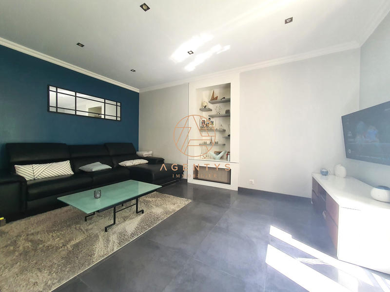 Maison - 123 m² - 6 pièces