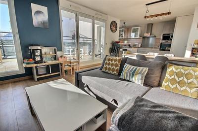 Appartement - 92 m² - 5 pièces