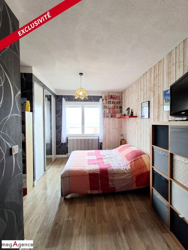 Maison - 220 m² - 7 pièces