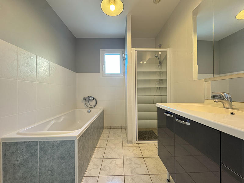 Maison - 94 m² - 4 pièces