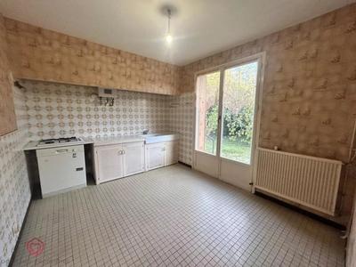 Maison - 77 m² - 5 pièces