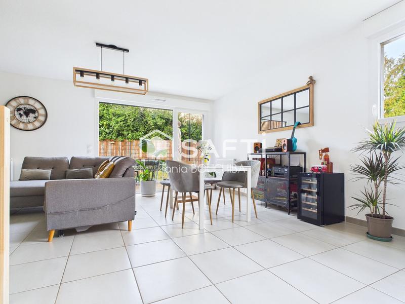 Maison - 90 m² - 4 pièces