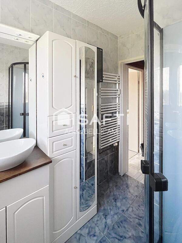 Appartement - 60 m² - 2 pièces