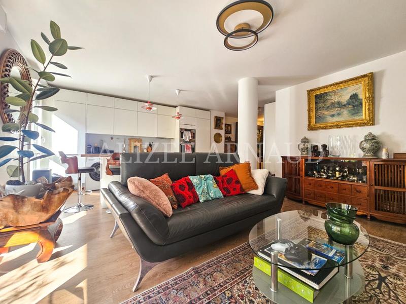 Appartement - 85 m² - 4 pièces