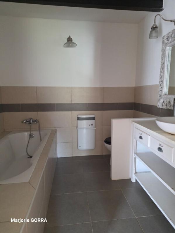 Maison - 141 m² - 3 pièces