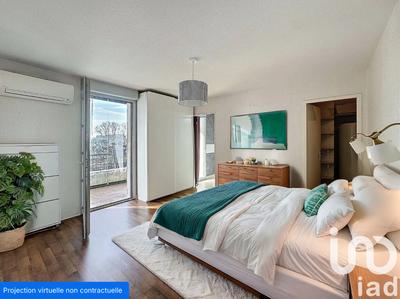 Appartement - 140 m² - 5 pièces