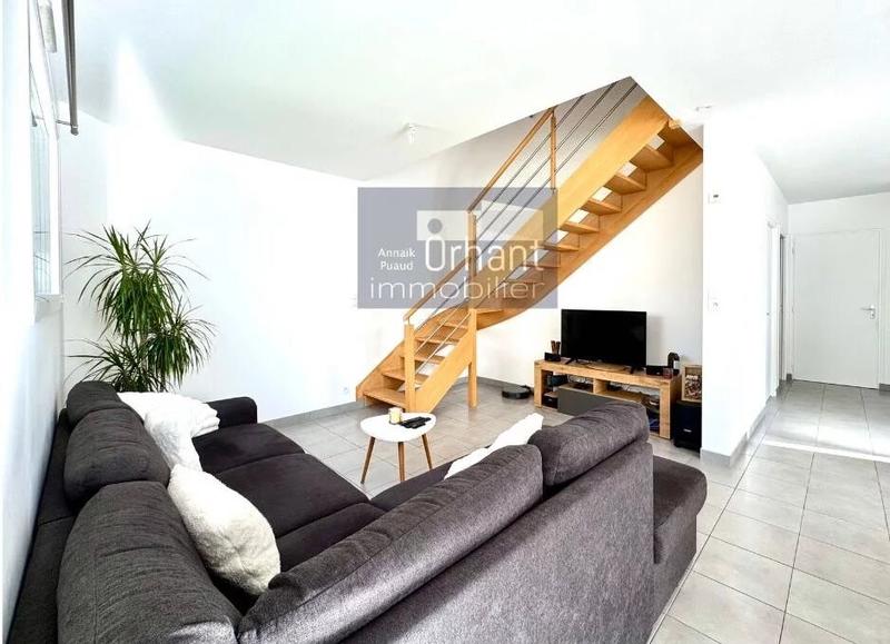 Maison - 95 m² - 6 pièces