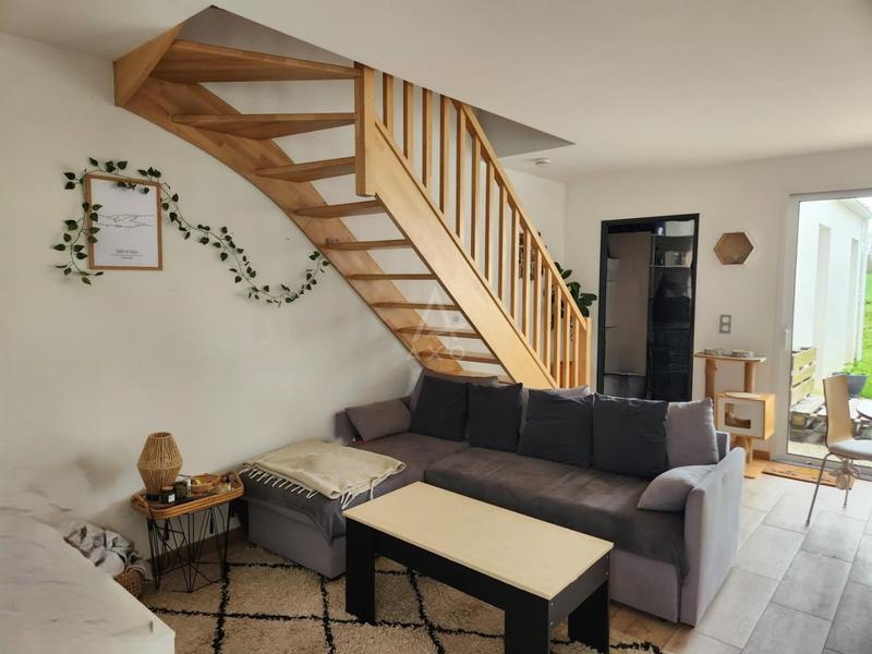 Maison - 64 m² - 4 pièces