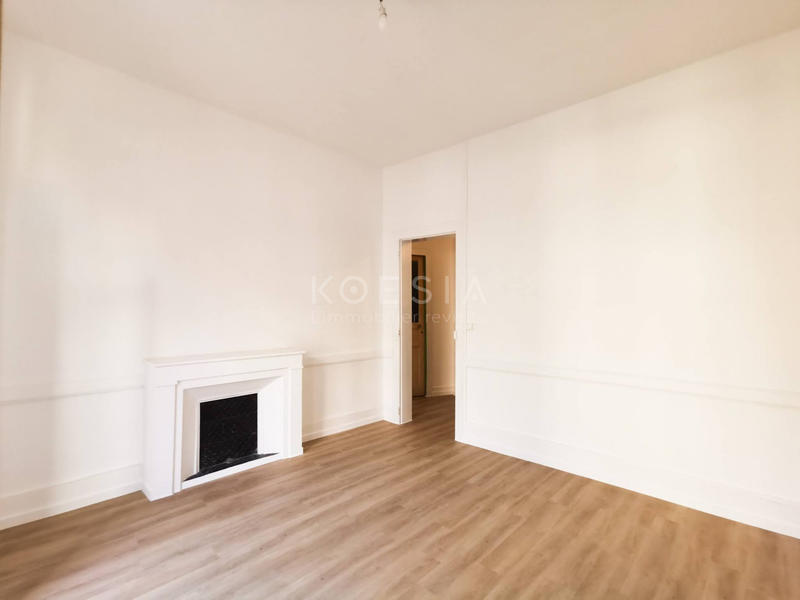 Local d'activités - 63 m² - 3 pièces