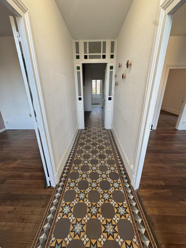 Appartement - 90 m² - 4 pièces