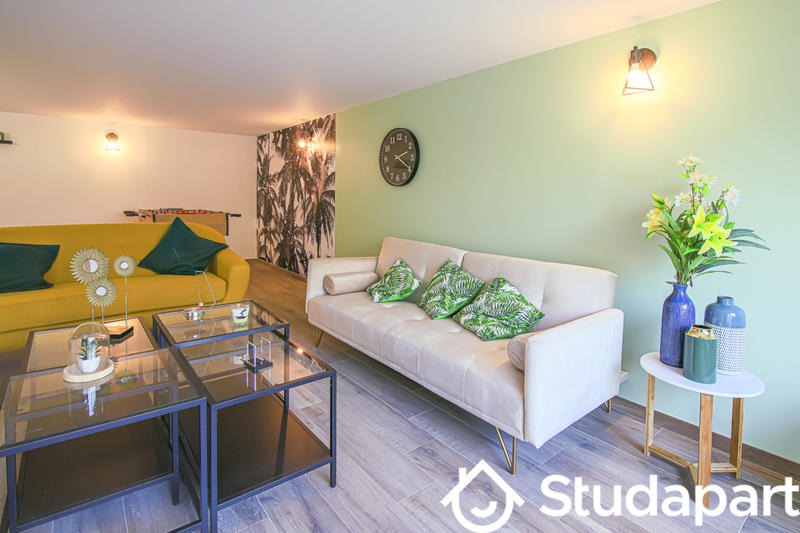 Chambre - 12 m² - 1 pièce