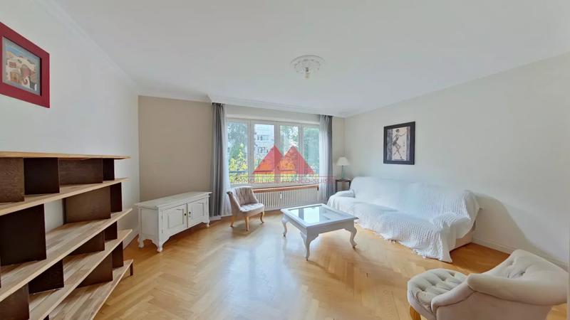 Appartement - 91 m² - 4 pièces