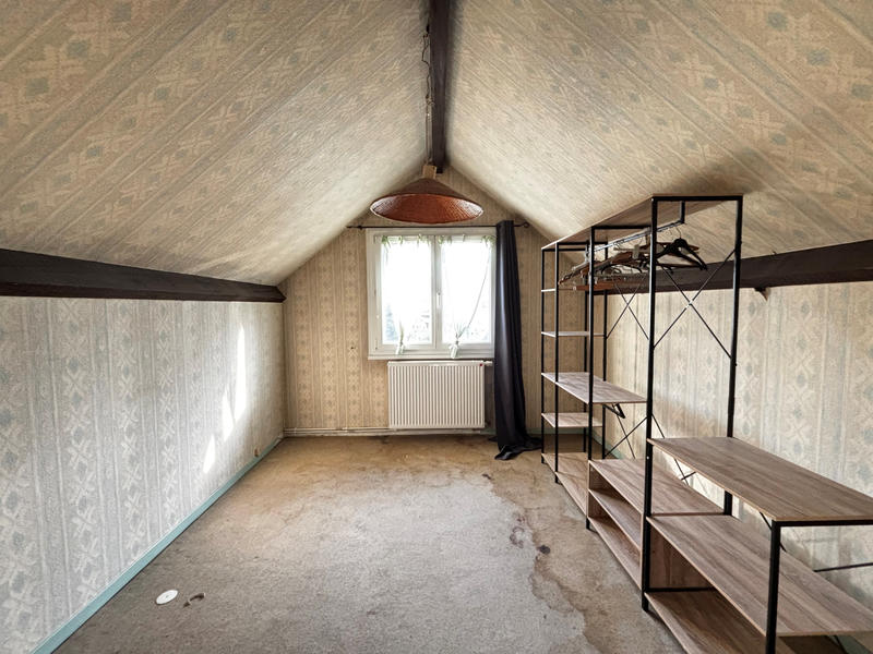 Maison - 93 m² - 4 pièces