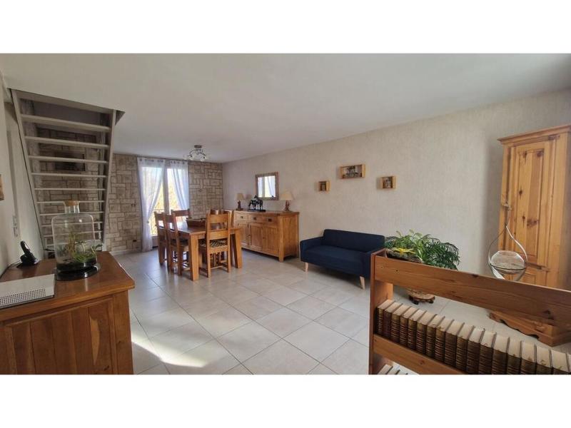 Maison - 74 m² - 4 pièces