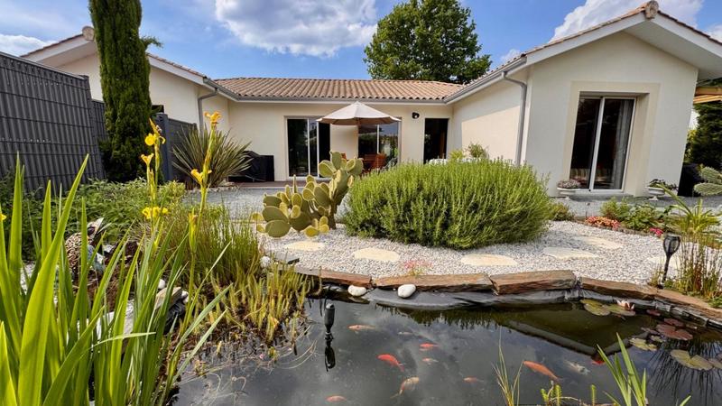 Maison - 110 m² - 4 pièces