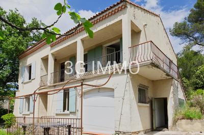 Maison - 162 m² - 6 pièces