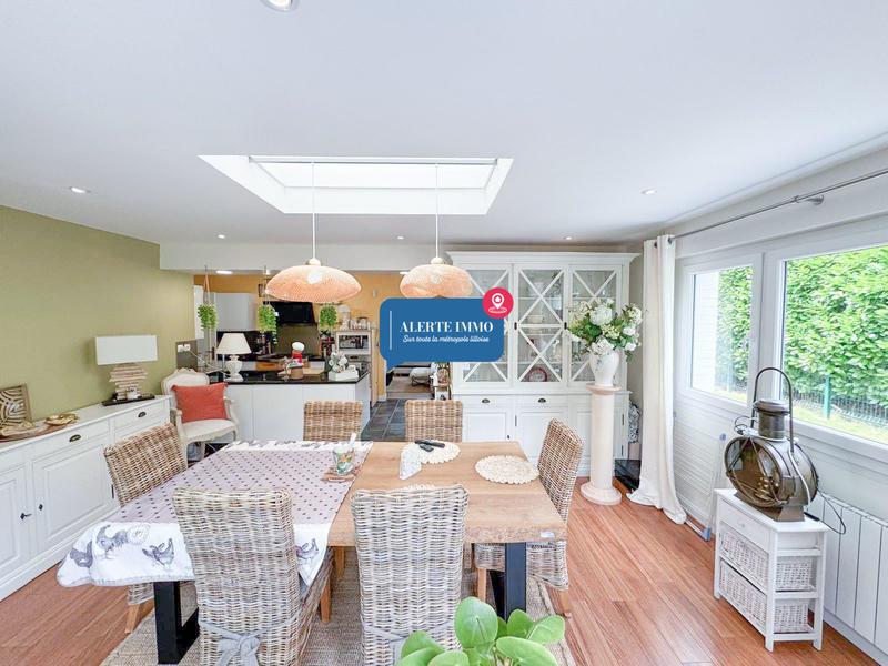 Maison - 150 m² - 5 pièces