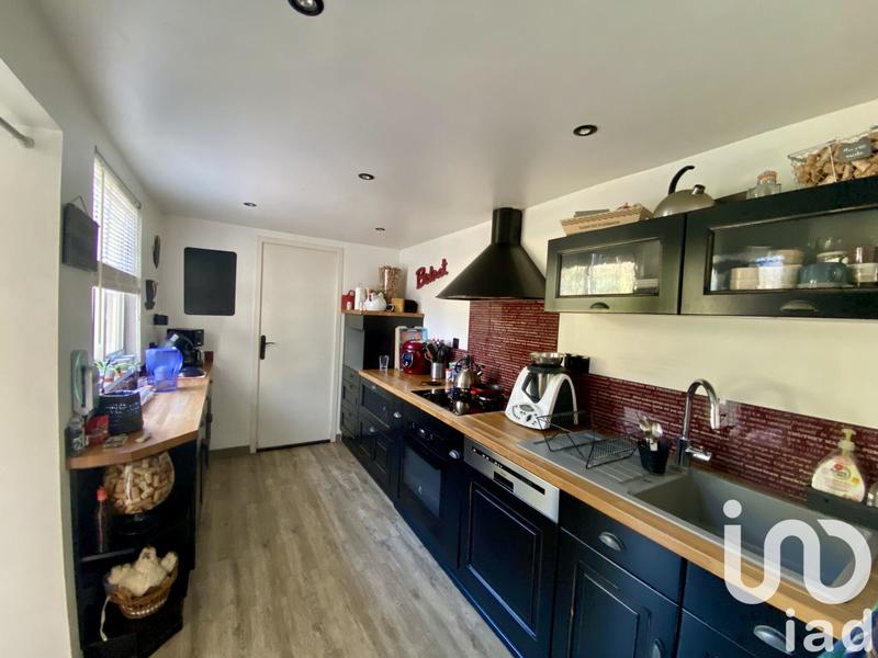 Maison - 184 m² - 9 pièces