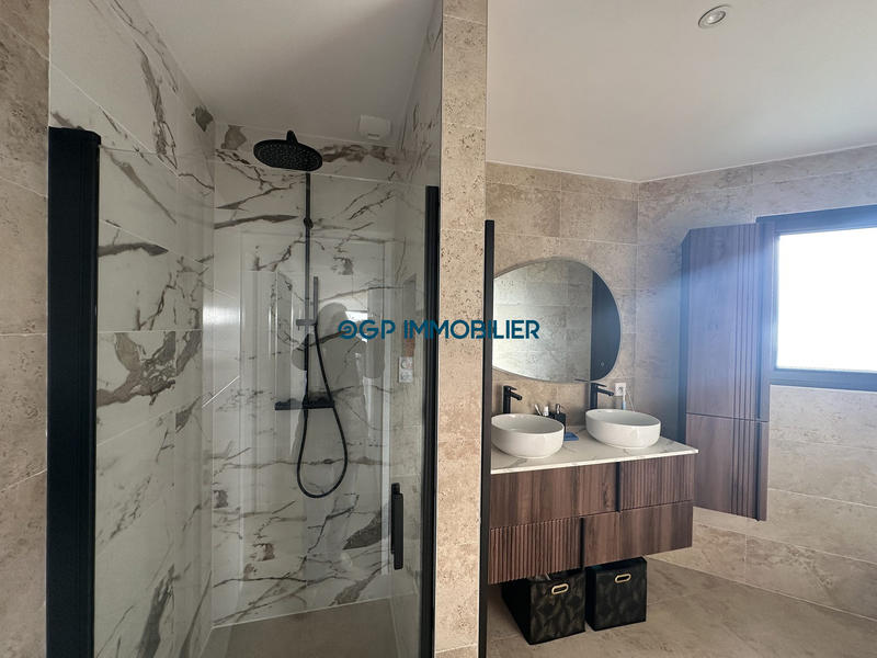 Villa - 102 m² - 4 pièces