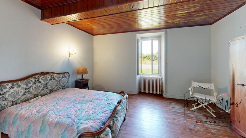 Maison ancienne - 274 m² - 9 pièces