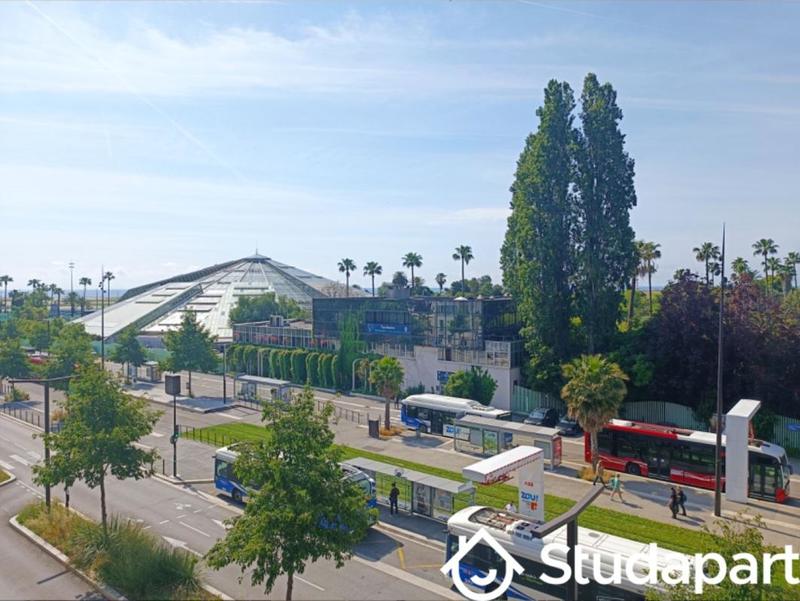 Chambre - 9 m² - 1 pièce