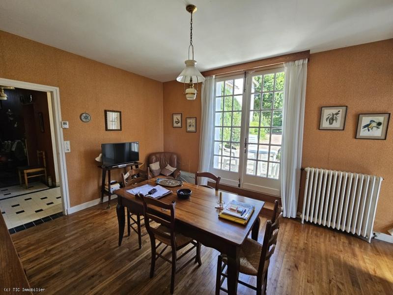 Maison de ville - 258 m² - 10 pièces