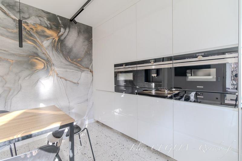 Maison - 291 m² - 11 pièces