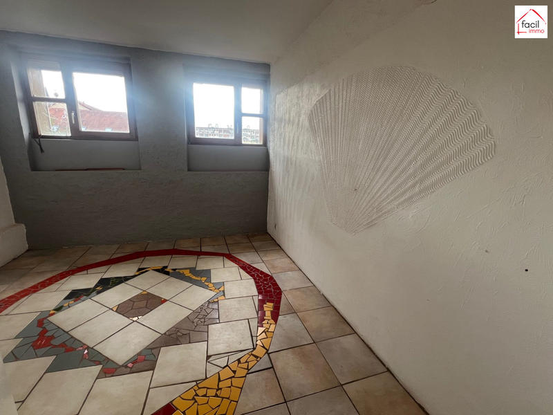 Appartement - 99 m² - 4 pièces