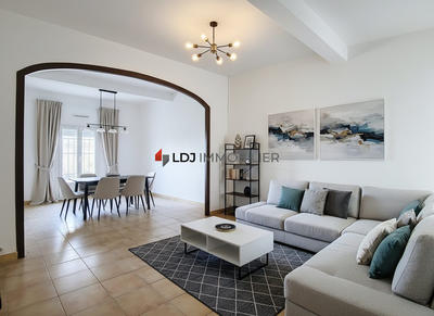 Maison ancienne - 120 m² - 8 pièces