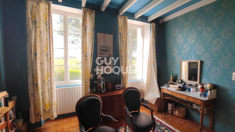 Demeure - 293 m² - 10 pièces