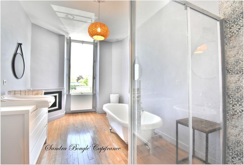 Maison de ville - 227 m² - 10 pièces