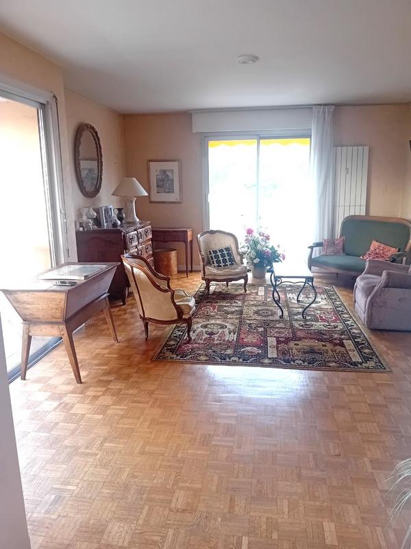 Appartement - 108 m² - 5 pièces